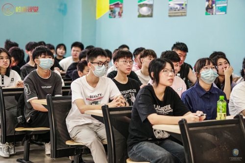 新校园 新起点 新挑战 | 岭南精心开展2022级新生入学教育