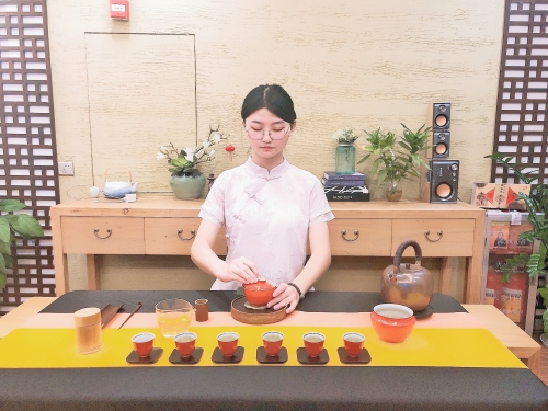 优秀校友李蕊丨我与岭南的1800多个日日夜夜