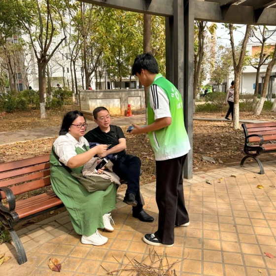 雷锋精神引领，志愿行动闪耀志愿之旅的非凡意义