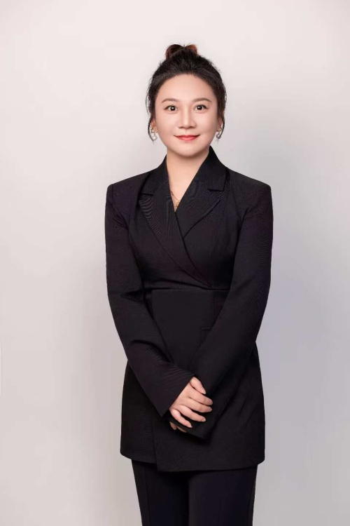 费春玲-美容保健教师