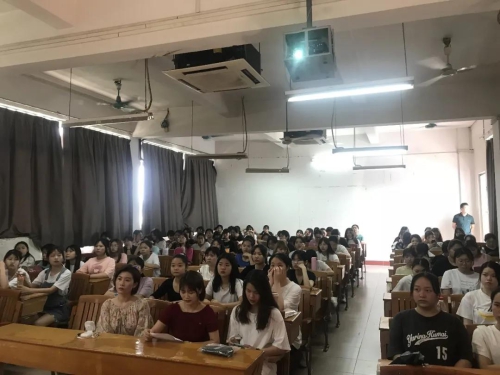 创未来、“职”得拼 ----幼儿教育学院企业宣讲会隆重举行
