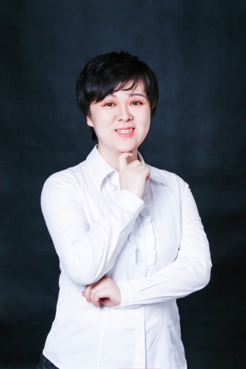 李筠—动漫专业教师