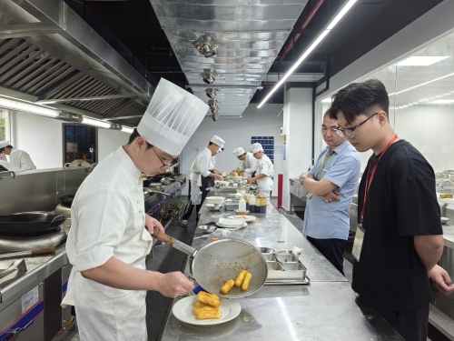 我校首期中式烹调师（四级）职业技能等级认定顺利举行