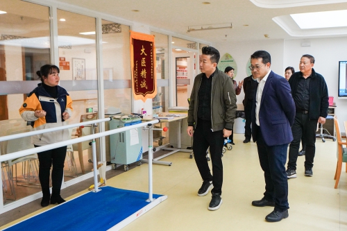 广东省职业技术教研室、广东省职业训练局、乐逸集团等一行到我校调研