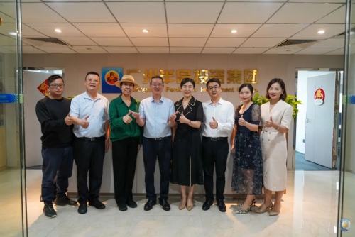 共话合作 共谋发展丨我校与半岛投资集团签订战略合作协议