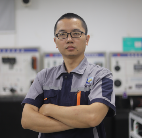 王裕兴—汽车检测与维修专业教师